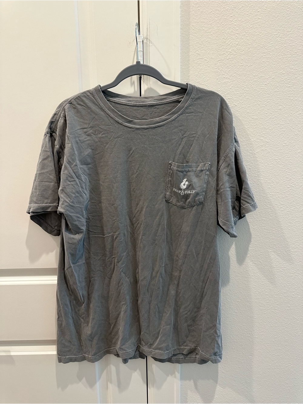 Men's Short Sleeve Pocket Tee - Gray- Fripp and Folly